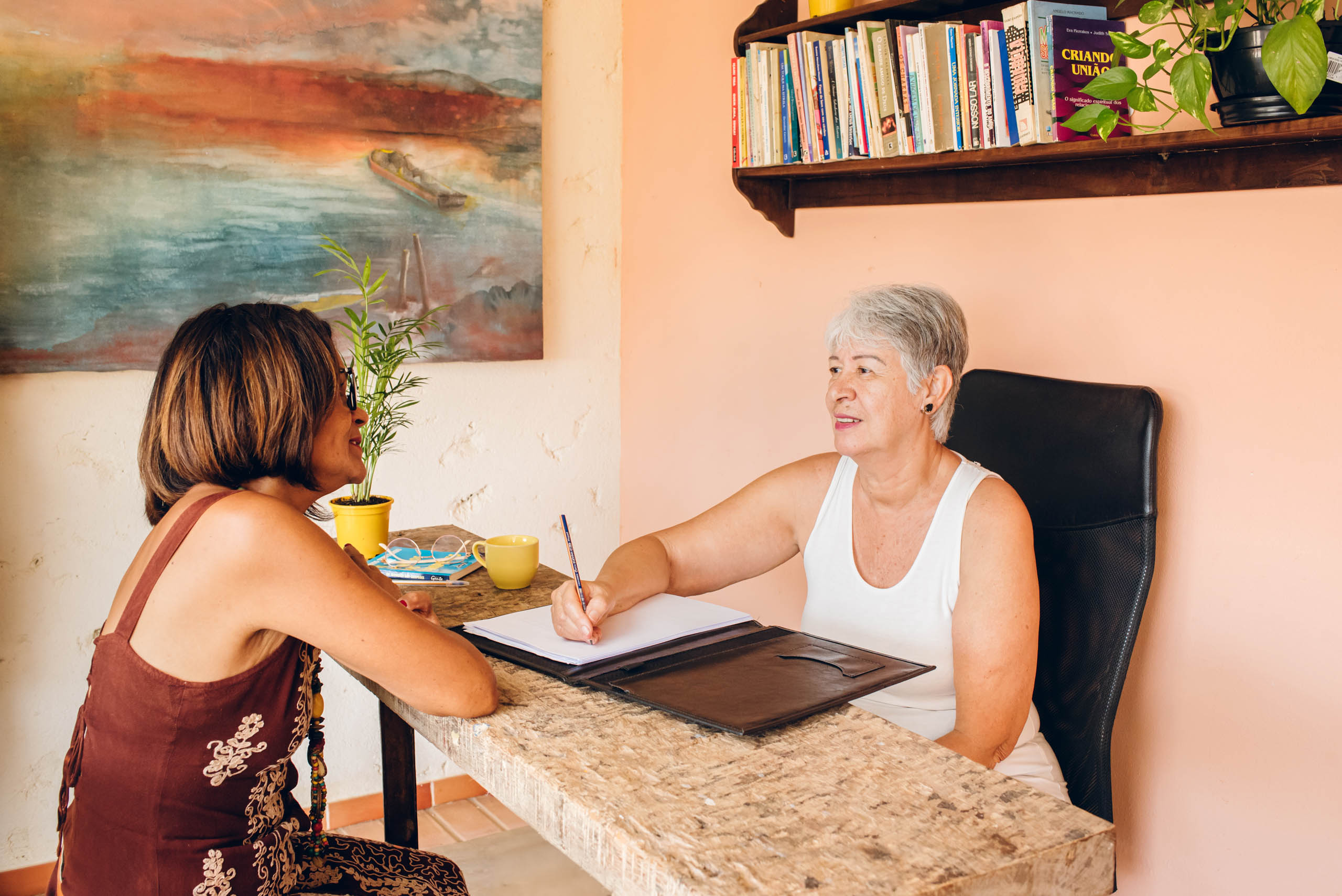 trainer and client planning neurofeedback training